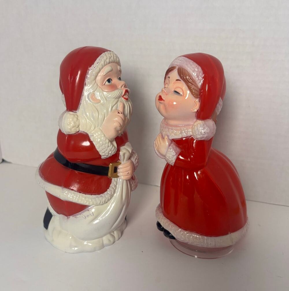 Berman & Anderson Santa & Musical Revolving Mrs Claus 7" Vintage Plastic 1970s
